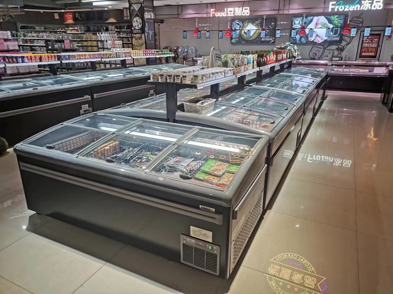 Large Chest island freezer with up-down slide covers for sale Large Chest island freezer with up-down slide covers for sale